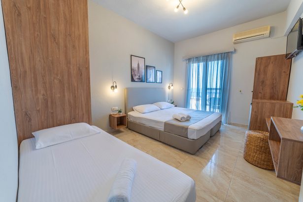 Triple Rooms sea view