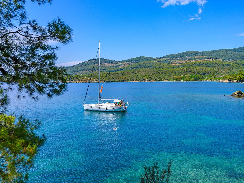 Sailing Cruises